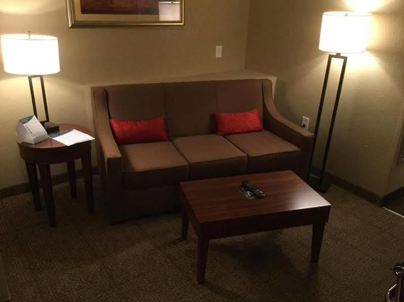 Comfort Suites Oxford I-20 Exit 188 Εξωτερικό φωτογραφία